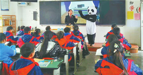 解码平安四川 政法网宣智库成员走进德阳
